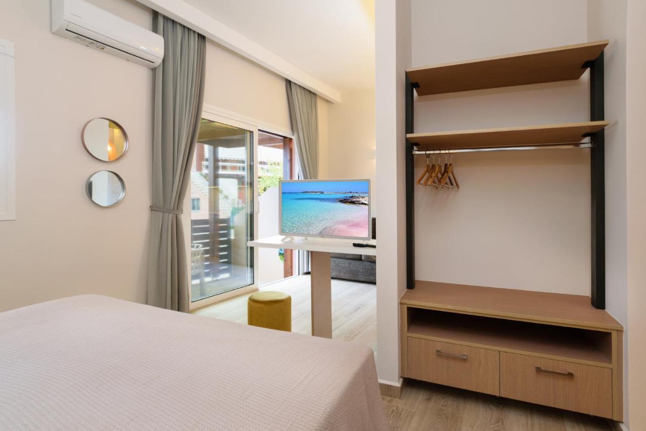 Iliana Apartments ฟาลาซาร์นา ภายนอก รูปภาพ