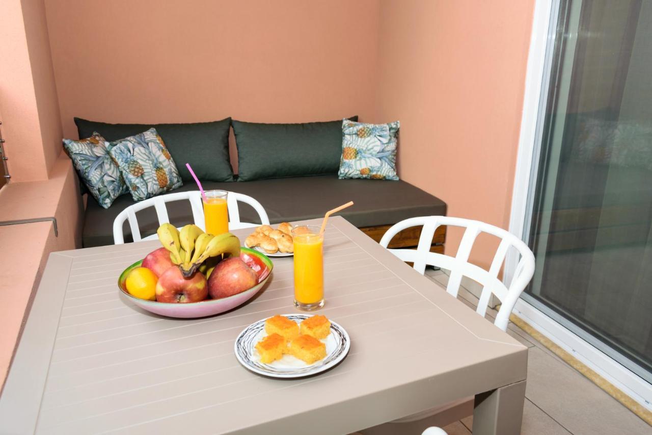 Iliana Apartments ฟาลาซาร์นา ภายนอก รูปภาพ