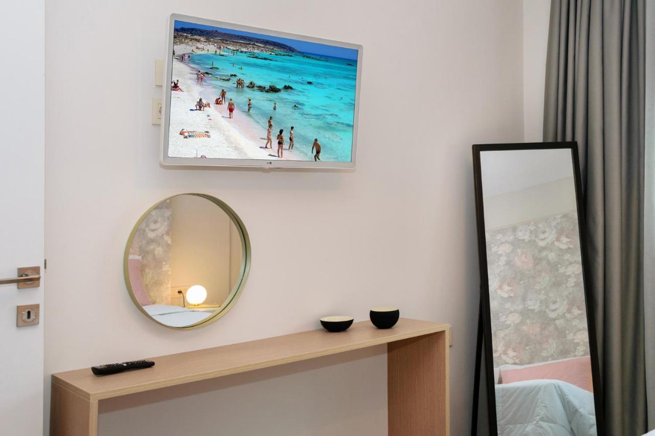 Iliana Apartments ฟาลาซาร์นา ภายนอก รูปภาพ